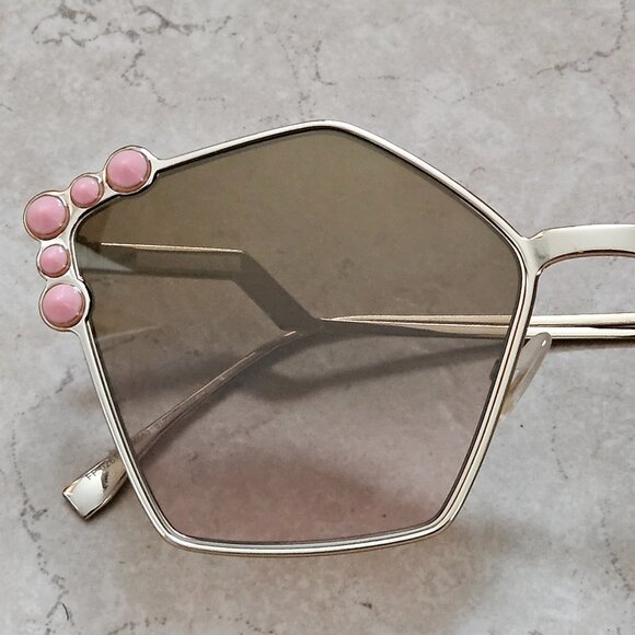 NWOT FENDI GEOMETRIC PENTAGON ITALY METAL PINK CRYSTAL OVERSIZED SUNGLASSES main image 5
